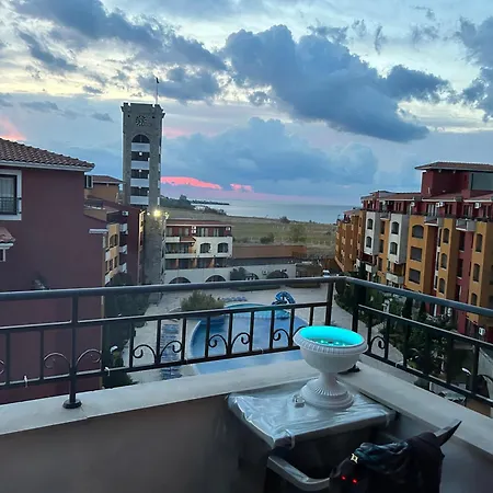 аpartments Comfort -marina Cape 阿赫洛伊