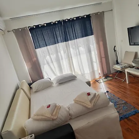 аpartments Comfort -marina Cape * 阿赫洛伊