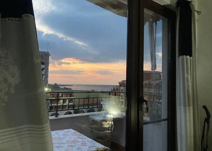 аpartments Comfort -marina Cape דירה